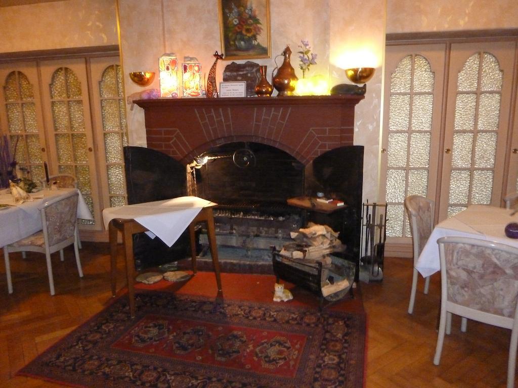 אידר-אוברשטיין Achathotel Zum Schwan מראה חיצוני תמונה